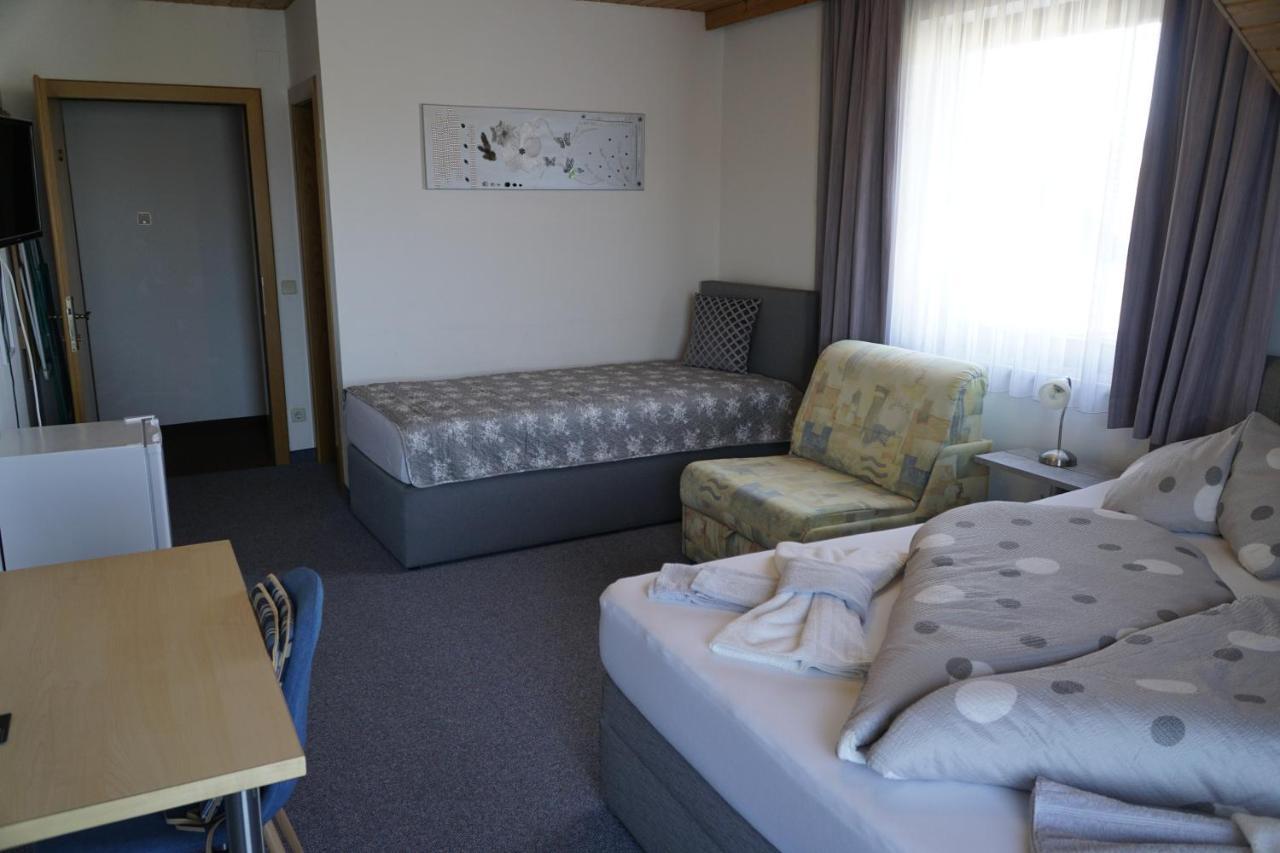 Pension-Ferienwohnung Rotar Faak am See Exterior foto